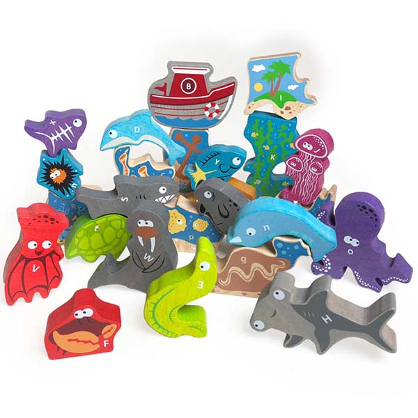 Ocean A to Z Puzzle and Playset 2